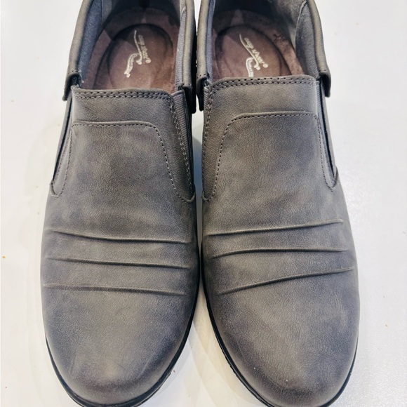 Easy Street Dark Gray Ankle Bootie slip on size 9 - Picture 4 of 11